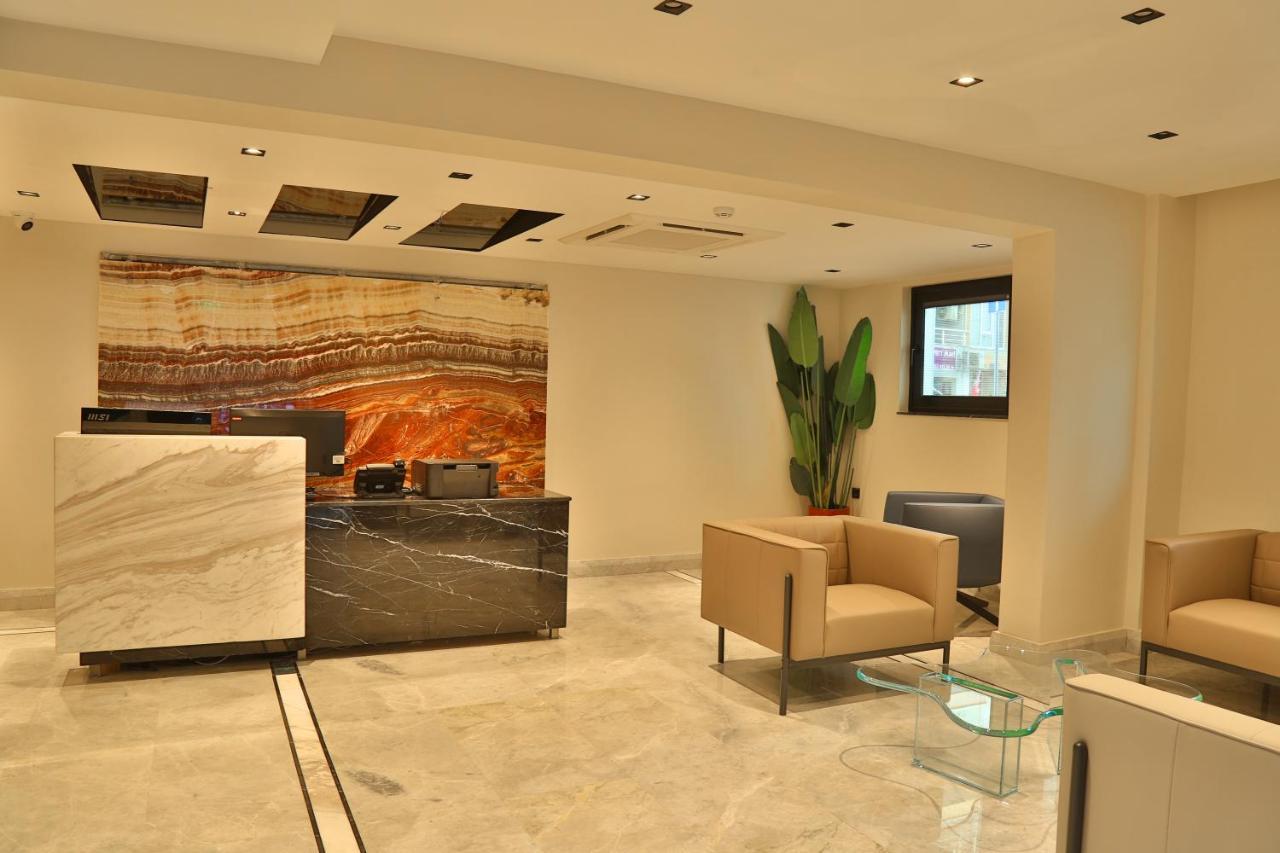 In The Middle Hotel อันตัลยา ภายนอก รูปภาพ