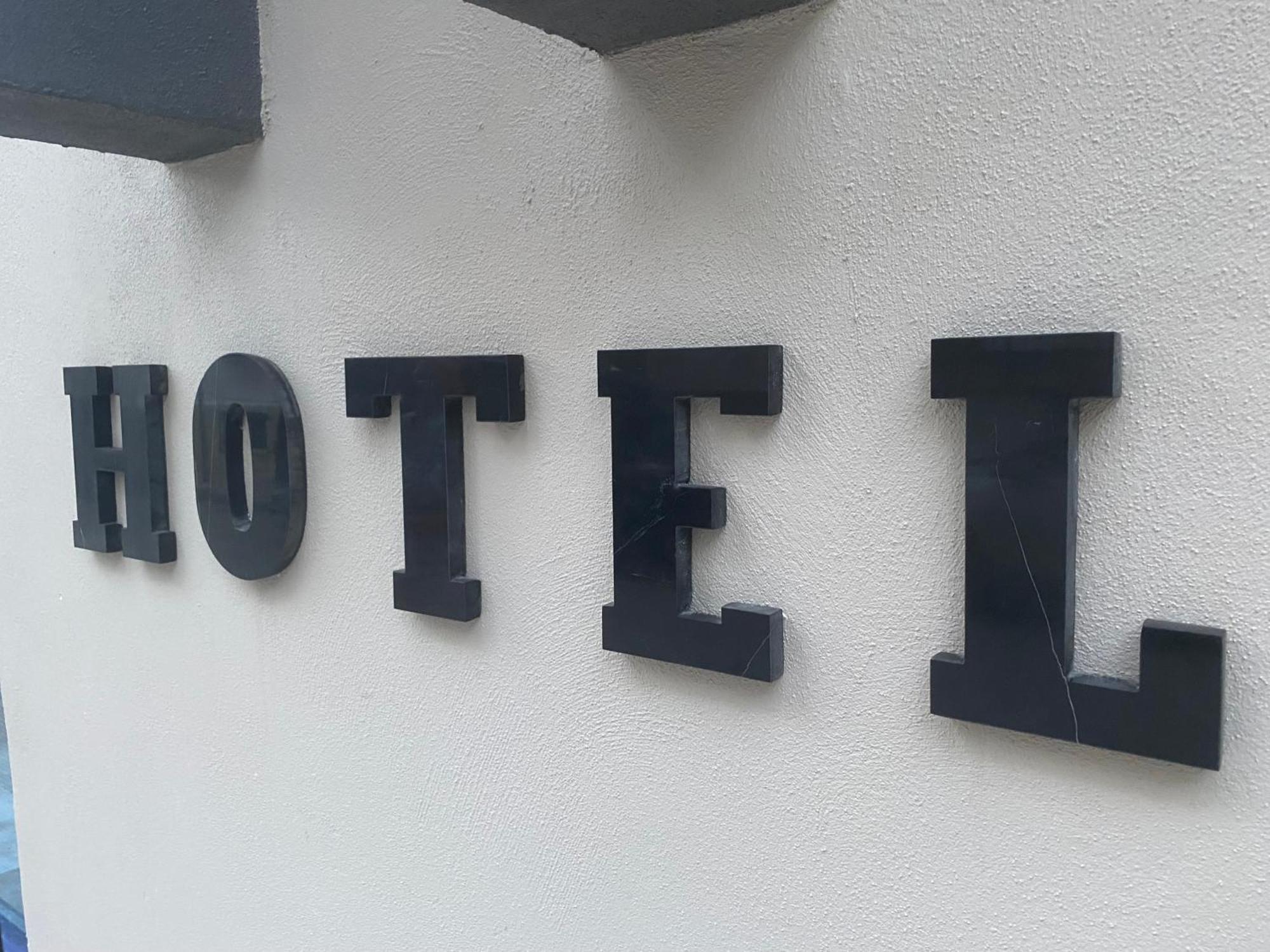 In The Middle Hotel อันตัลยา ภายนอก รูปภาพ